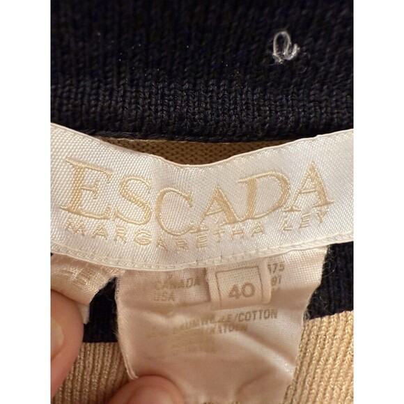 ESCADA WOOL BLEND KNIT Short Sleeve   IN BEIGE ELEPHANT THEME Size 40 10-12 - Picture 7 of 7